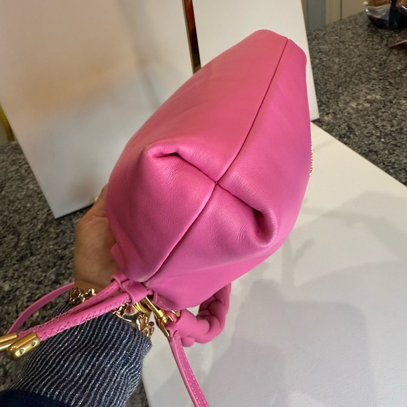 EUC! Kate Spade Meringue Nappa Leather Pull String small crossbody bag. - Picture 7 of 11